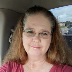 Meet your Posher, Vicki